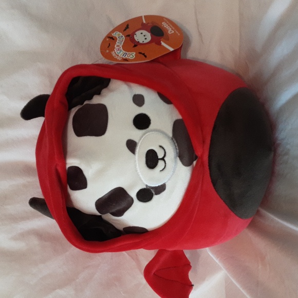 Squishmallows - 8" Dustin with devil hoodie/costume, NWT - Picture 1 of 7
